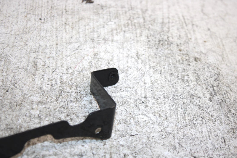 2001 Polaris Magnum 325 Oem Lower Oil Cooler Bracket 1013302 AP30