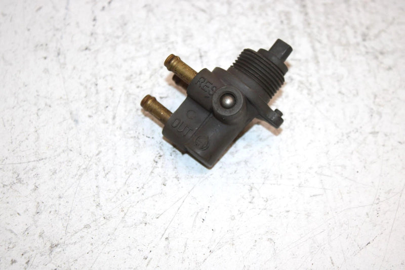 1998 Yamaha Waverunner Gp800 Oem Fuel Petcock Selector 65U-24500-00-00 JY9