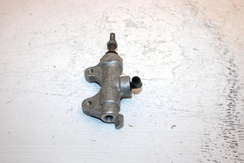 2003 Bombardier Quest 500 Oem Rear Brake Master Cylinder 705600154 AB13