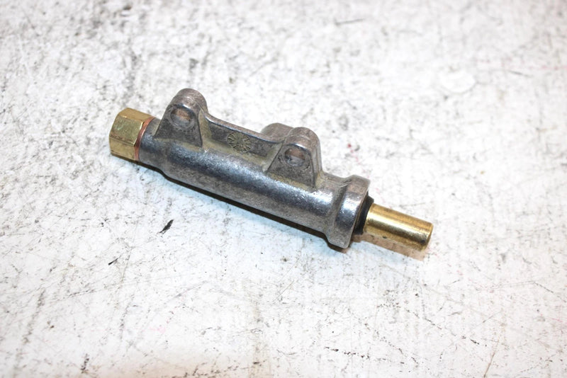 2003 Polaris Sportsman 600 Oem Rear Brake Master Cylinder 1910301 1911113 AP86
