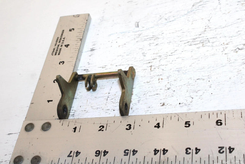 1992 Kawasaki Bayou 220 Oem Seat Hook 27012-1381 AK36