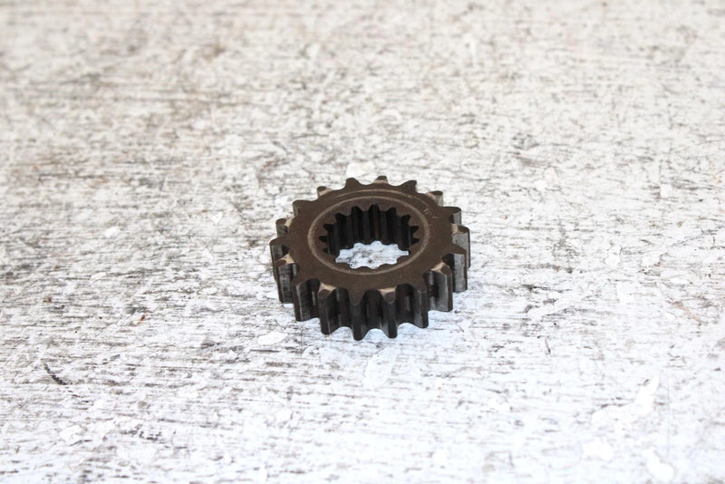 91 Yamaha Exciter Ii 570 Liquid Oem 18T Chaincase Sprocket 88F-17682-80-00 SY24