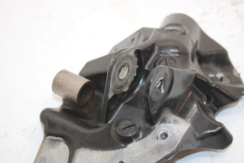 12 Arctic Cat M1100 Turbo Sno Pro 162 Oem Upper Right Shock Mount 1707-668 SA8