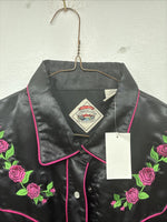 New Women’s Cumberland Black Floral Long Sleeve Pearl Snap Large KK-88