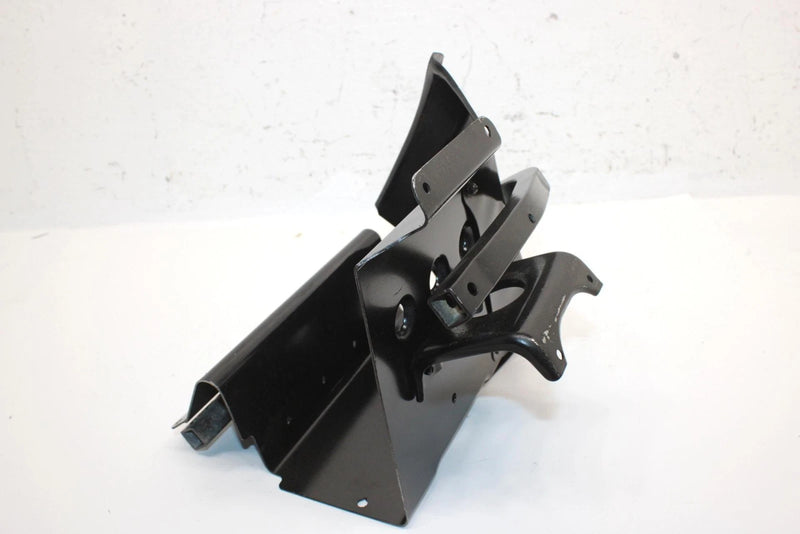1988 Yamaha Phazer Oem Right Footrest 83V-21910-01-00 SY26