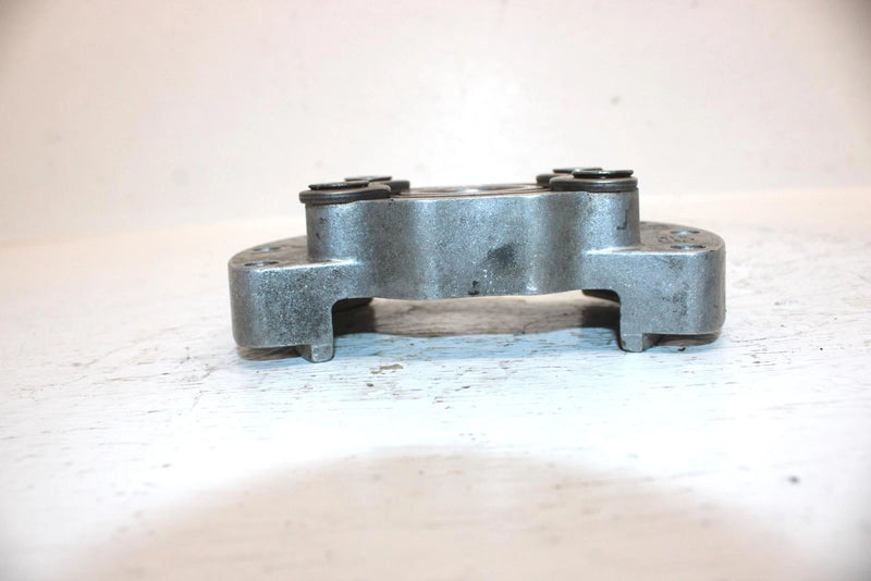 1998 Yamaha  Grizzly Oem Center Drive Bearing Housing 4WV-17521-01-00 AY49