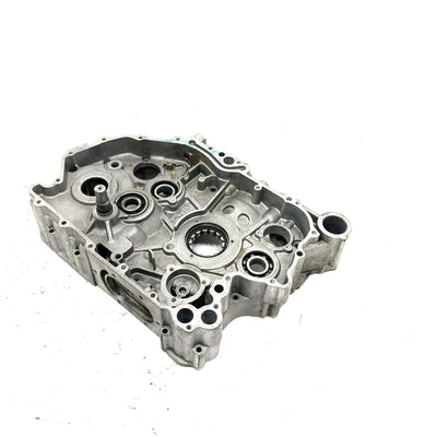 2003 Bombardier Traxter 500 4x4 Automatic OEM Crankcase 711295881 AB15.1
