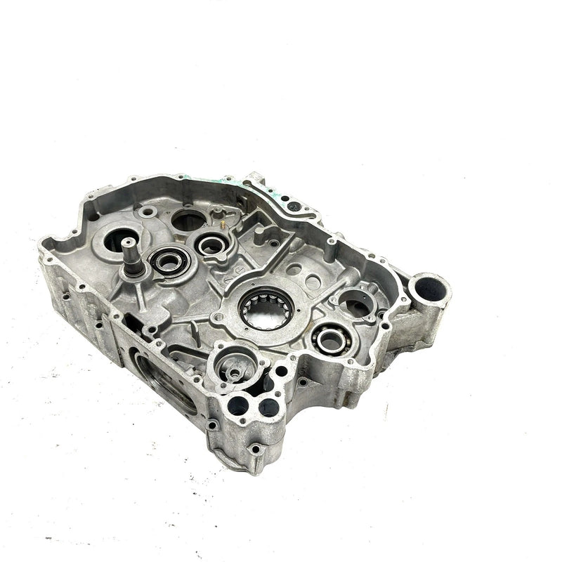 2003 Bombardier Traxter 500 4x4 Automatic OEM Crankcase 711295881 AB15.1