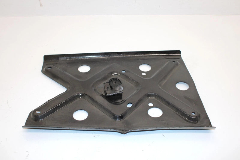 84 Honda Fourtrax 200 Trx200 A Oem Front Skid Plate 50354-VM5-000 AH33