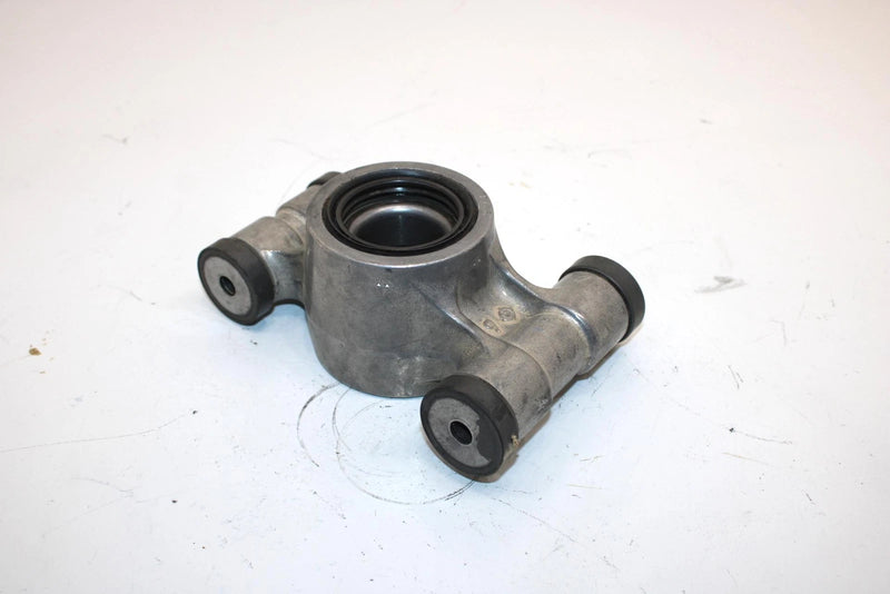 18 Suzuki King Quad 500 Oem Rear Suspension Knuckle 61600-31830 AS3