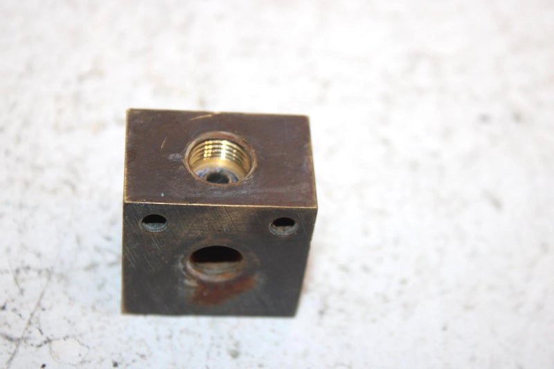 1997 Polaris Magnum 425 Oem Brake Tee Fitting 7052103 AP166