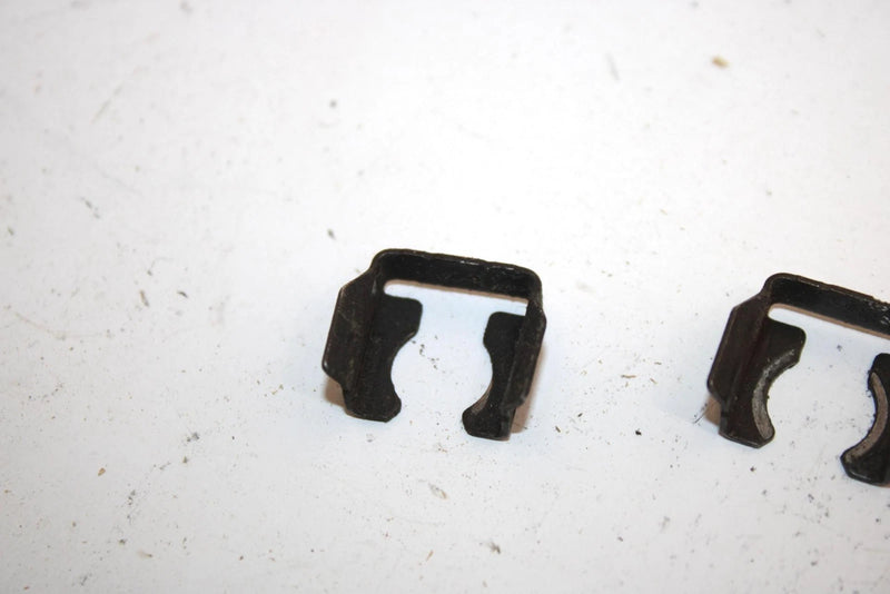 04 Ski-doo Mxz 600 Ho Sdi Oem Fuel Injector Clip Pair 420851800 Q2193