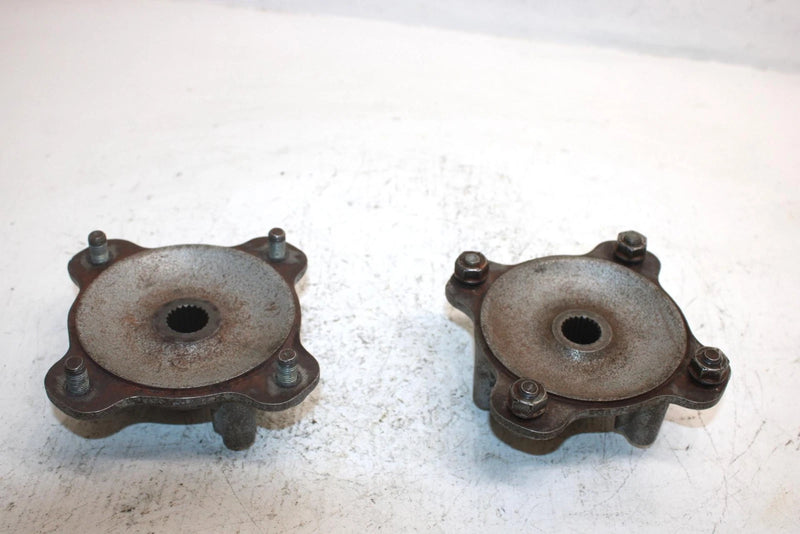 1990 Kawasaki Bayou 300 Oem Front Wheel Hub  Pair 49030-1102 AK22