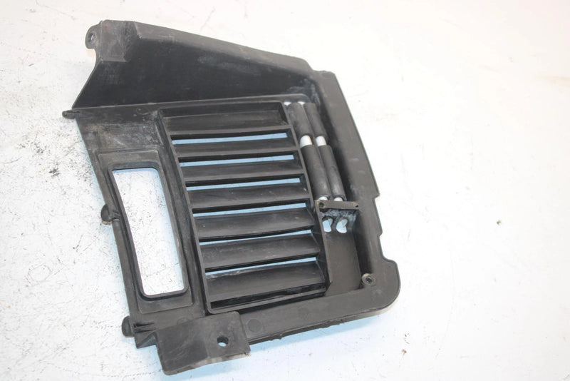 84 Yamaha Phazer Se Oem Side Louver Set 8X9-77131-00-00 8X9-77132-00-00 SY9