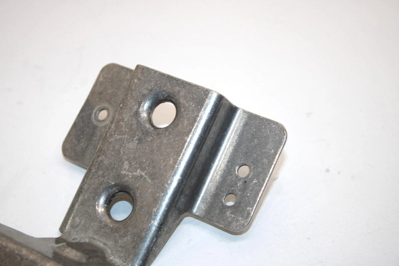 11 Polaris 550 Iq Shift Oem Oil Bottle Lower Bracket 5249094 SP88