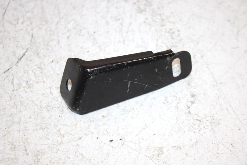 2005 Polaris Sportsman 500 Ho Oem Rigt Fuel Tank Cover Mount 5247185 AP176