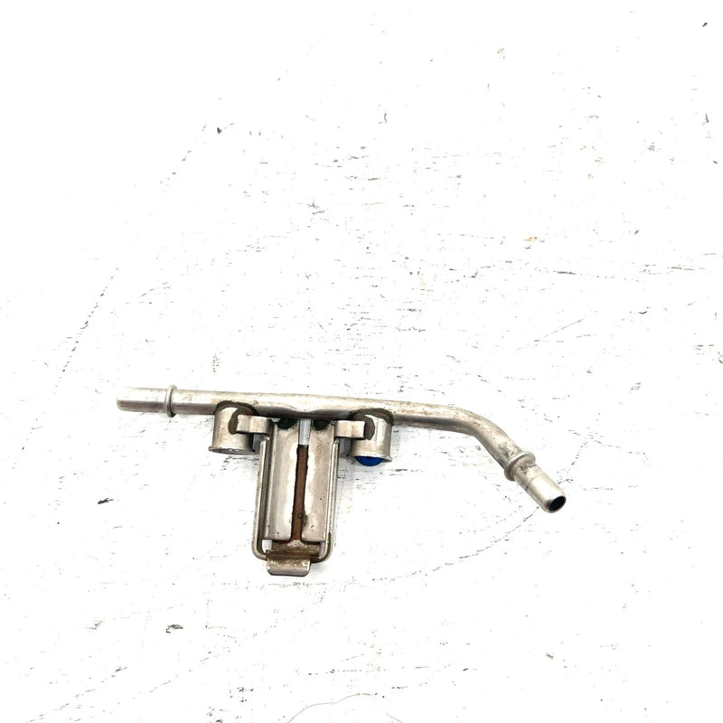 2009 Polaris Ranger HD 700 4x4 EFI OEM Fuel Rail 2520808 XP12.1