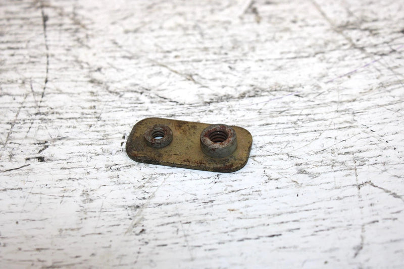 1998 Arctic Cat Zr 600 Oem Hood Hinge Nut Plate 1606-623 SA33