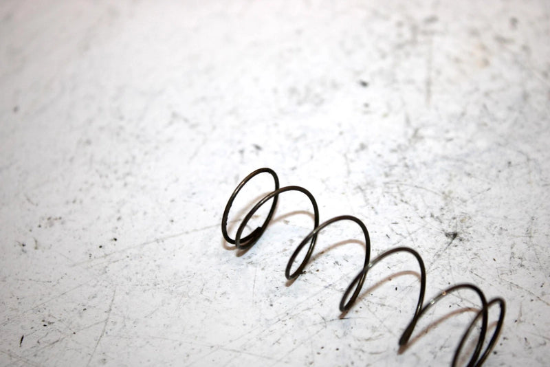 09 Ski-doo Mxz 800r Oem Rave Valve Spring 420238557 SS109
