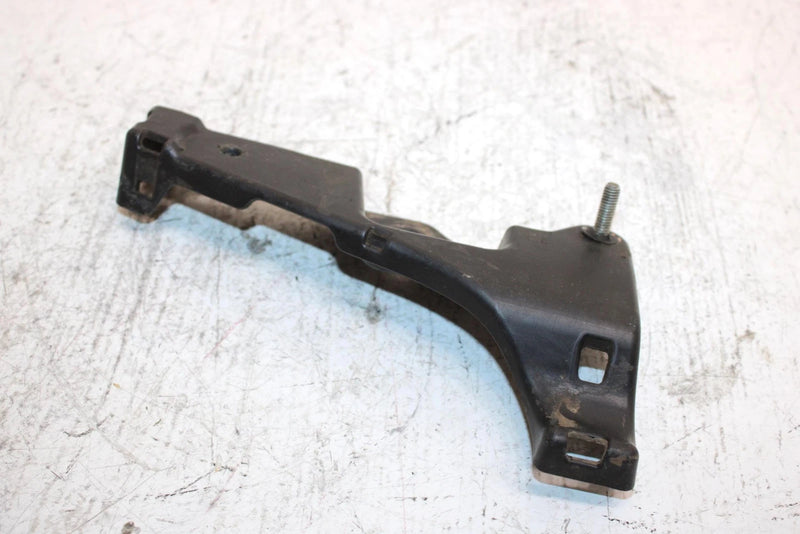 2019 Can-am Outlander 570 Oem Air Duct Support 707001262 AB9