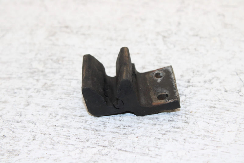 1987 Yamaha Exciter 570 L/c Oem Hood Stopper 8V0-77188-00-00 SY18