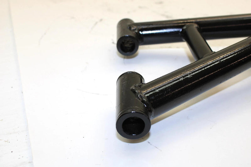 1988 Yamaha  Moto 4 Oem Front Right A Arm 2HT-23580-00-00 B224