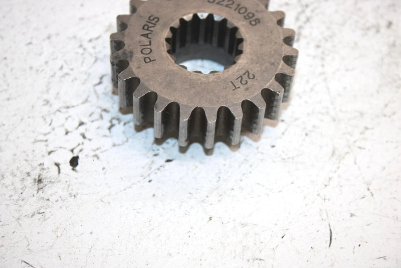 99 Polaris Indy 500 Oem 22T Upper Chain Case Gear 3221098 SP51