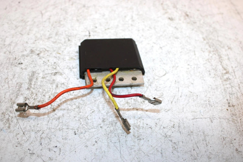 1995 Polaris Sl 750 Oem Voltage Regulator 4060115 JP33