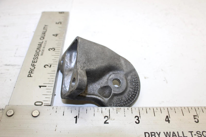 2009 Ski-doo Mxz 800r Oem Rear PTO Engine Support 512060478 SS117
