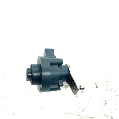 96 Yamaha WaveVenture 1100 WVT1100 OEM Reverse Lever Mount GJ3-6134B-01-00 JY14