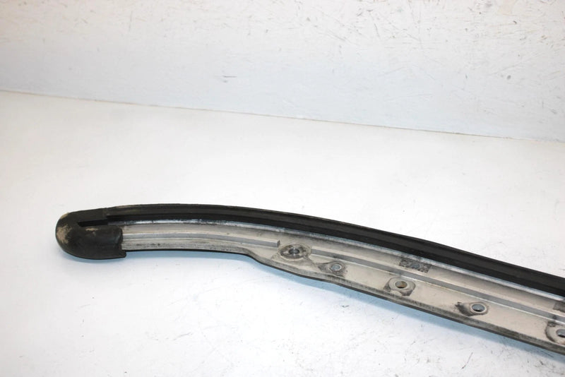 00 Yamaha Sx500r Oem RIght Sliding Frame Rail 8EA-47411-00-00 SY0