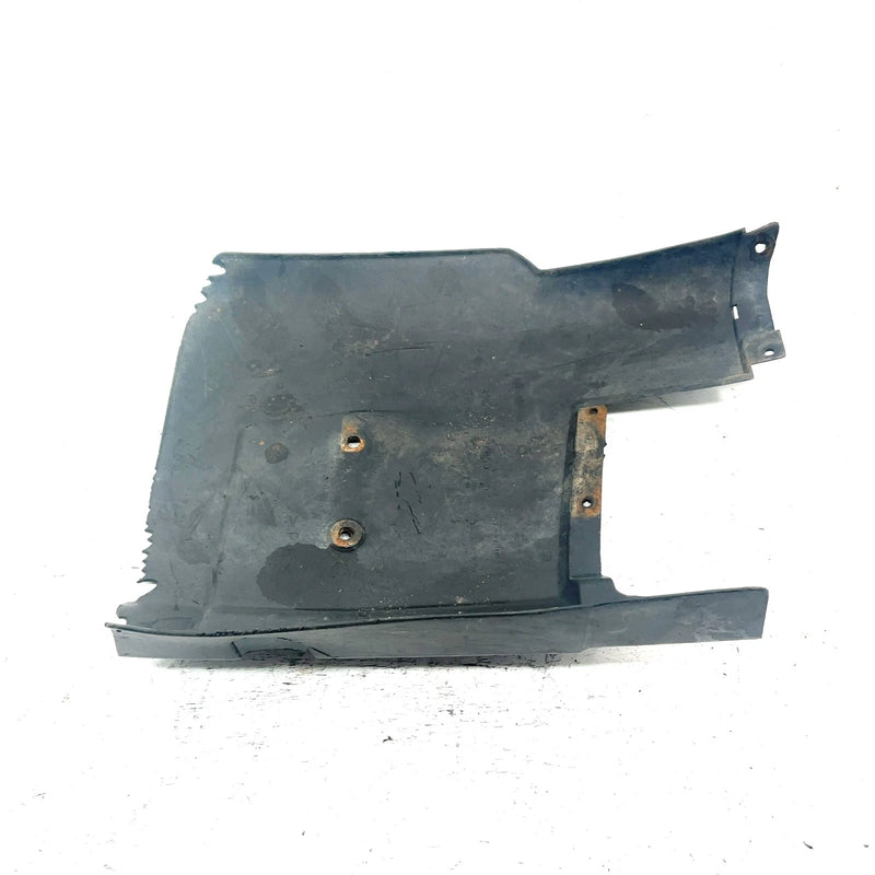 96 Yamaha Kodiak 400 4x4 OEM Right Front Splash Guard 4GB-21560-00-00 AY64