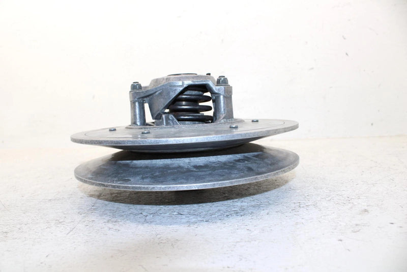 1996 Yamaha Vmax 600 Oem Secondary Fixed Clutch 8CM-17660-10-00 SY29