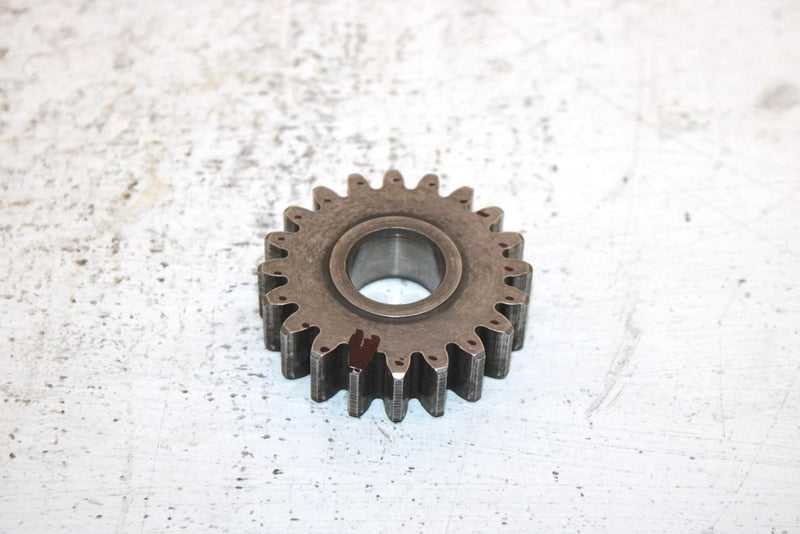1996 Yamaha  Warrior 350 Oem 2nd Pinion Gear 1UY-17121-00-00 AY6
