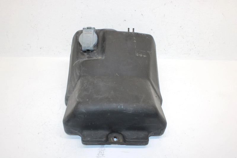 1989 Yamaha Inviter Oem Fuel Gas Tank 83M-24111-00-00 SY17