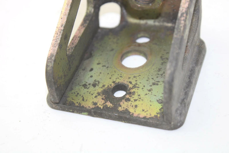 Yamaha Oem Rear Lower Motor Mount 8CR-21427-01-00 Q1615