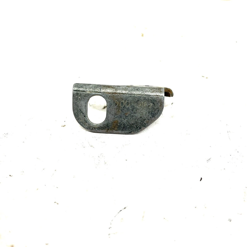 2002 Arctic Cat 375 4x4 Automatic OEM Seat Release Bracket 1406-004 AA34