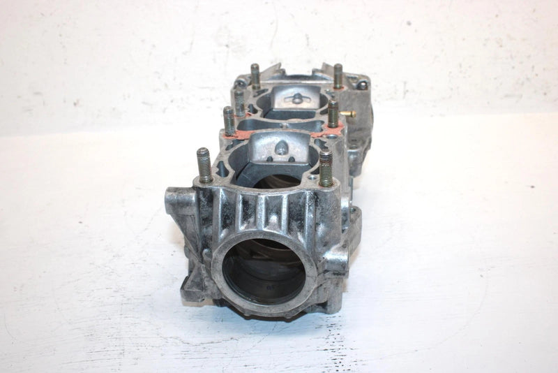1998 Polaris 500 Oem Engine Block Crankcase 3085199 B671