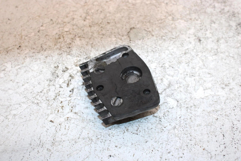 85 Honda Atc110 A Oem Cylinder Head Side Cover 12331-028-010 12331-028-020 AH13