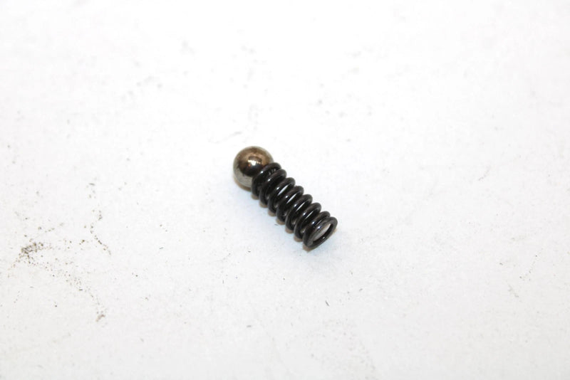 1985 Yamaha  Moto 4 Oem Gear Shift Guide Spring And Ball 90501-101A5-00 AY40