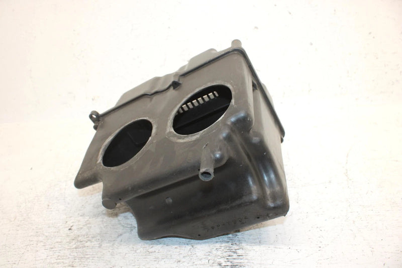 1995 Yamaha Vmax 600 Oem Airbox W/Cover 8AB-14431-00-00 8AB-14441-00-00 SY11