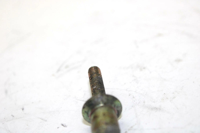 87 Yamaha Exciter EX570L OEM Headlight Mount Bolt Pair 8V0-84331-00-00 SY51
