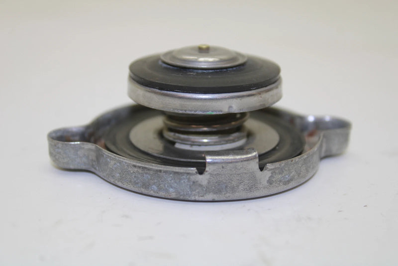 01 Polaris Sportsman 400 OEM Radiator Filler Neck Cap 1240508 Q1421
