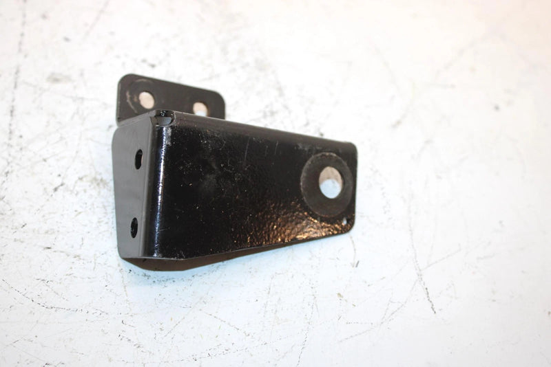 04 Arctic Cat Bearcat Wide Track Oem Resonator Mount Bracket 0712-834 SA234