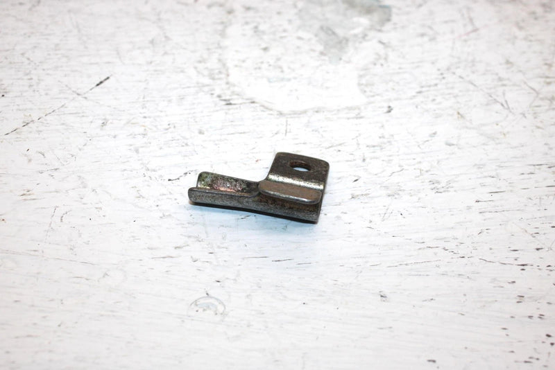 1986 Honda Atc 200 Sa Oem Seat Latch Mount Bracket 77106-958-000 AH59