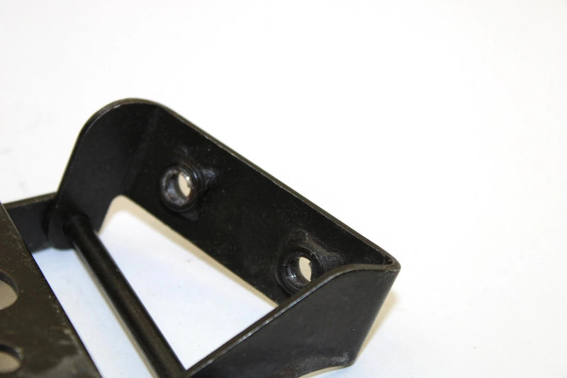 2002 Yamaha Mountain Max 700 Oem Left Hinge 8CR-77140-00-00 Q2624