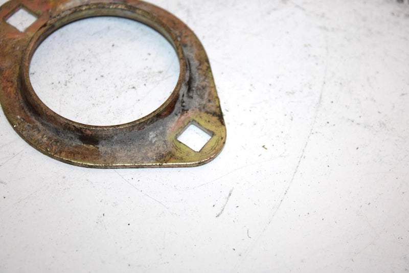 06 Ski-doo Mach Z Oem Bearing Flange T52MST 501026900 504153089 Q2685
