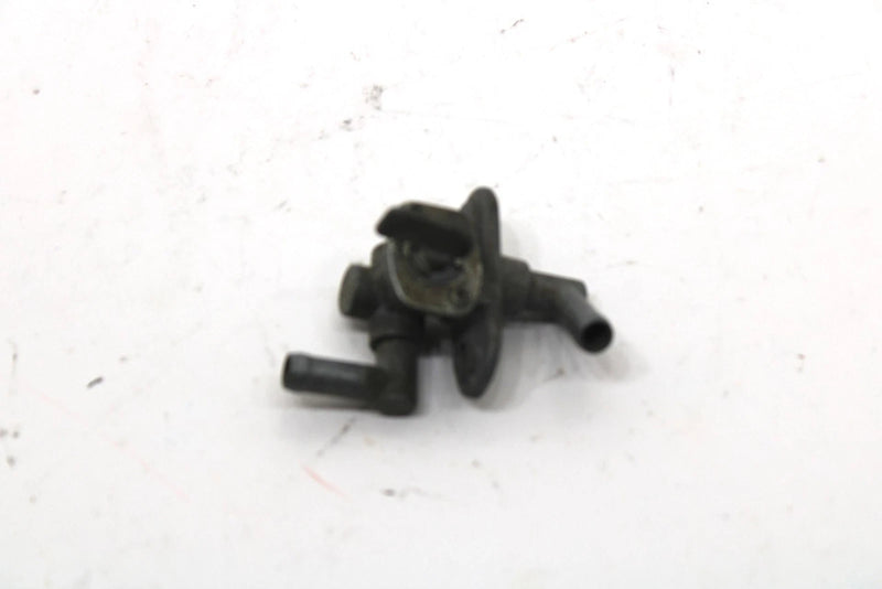 1989 Yamaha Ovation Deluxe Oem Fuel Petcock Assembly 85L-24500-00-00 SY69