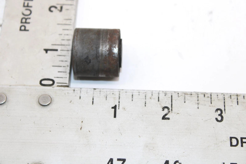 1988 Yamaha Xlv Oem Center Motor Mount Bushing 90380-10129-00 SY128