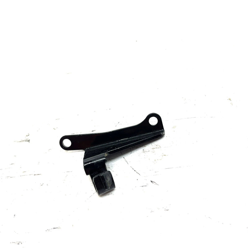 87-04 Yamaha Warrior 350 OEM Cable Bracket 1UY-15441-00-00 AY60